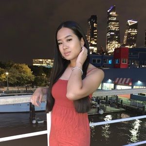 Meet your Posher, Stacey